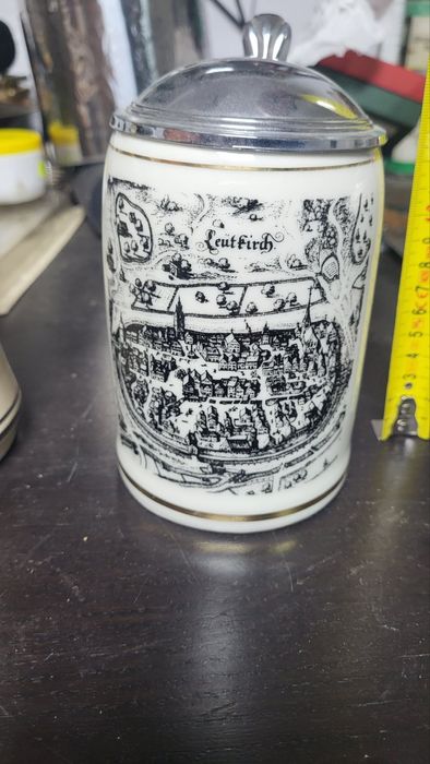 Керамичени чаши тип халбс