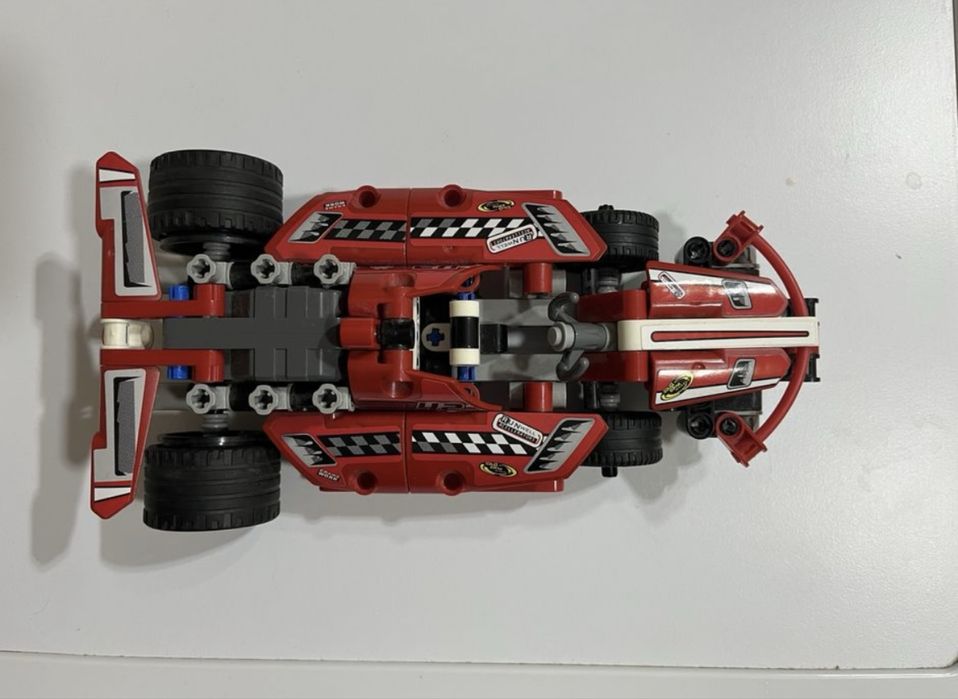 LEGO masina formula 1