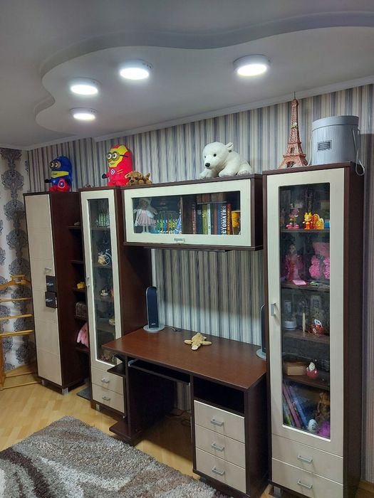 Продам 5-ти комнатную квартиру