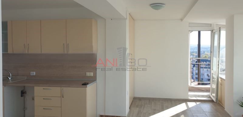 Мезонет в Варна-Погребите площ 60 цена 160000