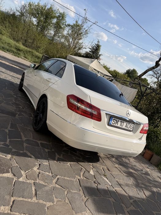 Mercedes E class avantgarde 2011
