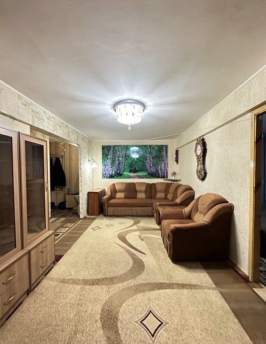 Продам 2х комн Бурова 23