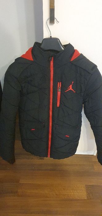 Geaca iarna baieti 12-13 ani Jordan