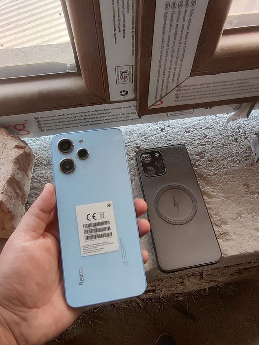 Redmi 12 yangi karopka dakumenti bor abmen buladi variyantlar bulsa yz