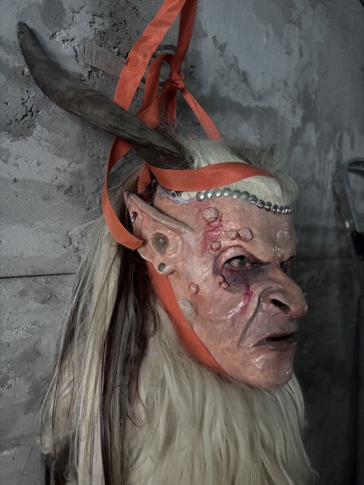 Cojoc + Mască krampus