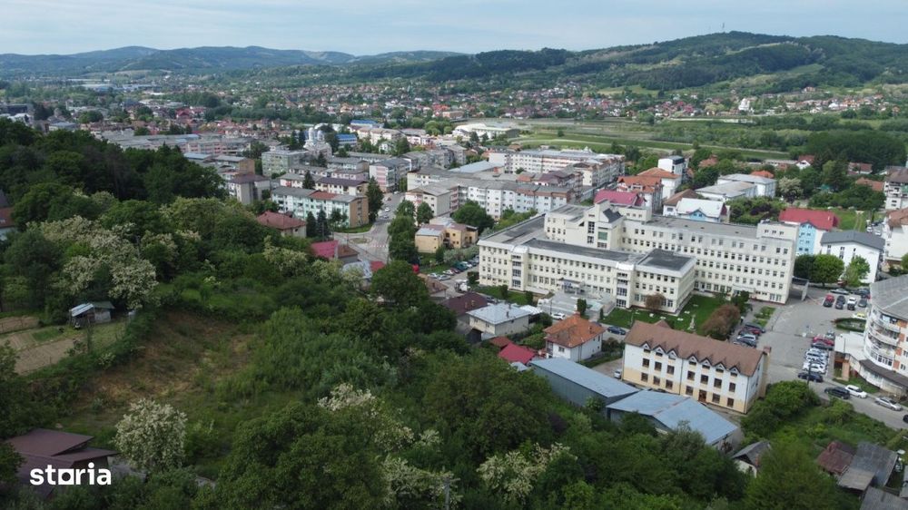 Teren Premium | Panoramă Spectaculoasă Asupra Orașului & Munților