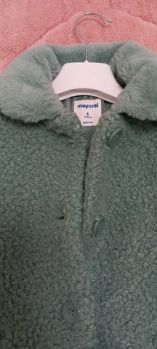 Палто Mayoral,Рокля, дънки и панталони и палто Zara, размер 6-7 год