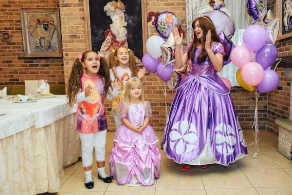 Animatori petreceri copii Bucuresti Voluntari Vata de zahar si Popcorn