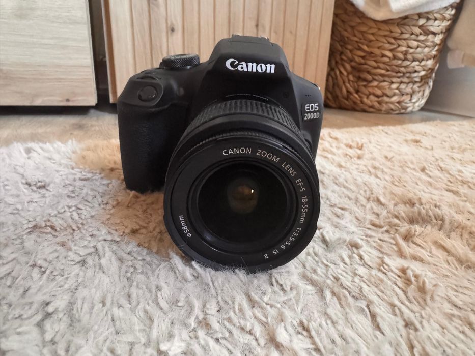 Aparat foto de la Canon