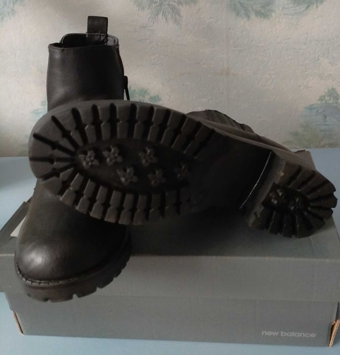 Нови дамски боти - 37 номер