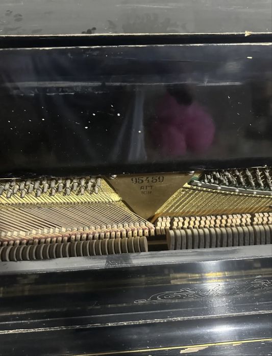 Pianino srochno 2 dona sotiladi
