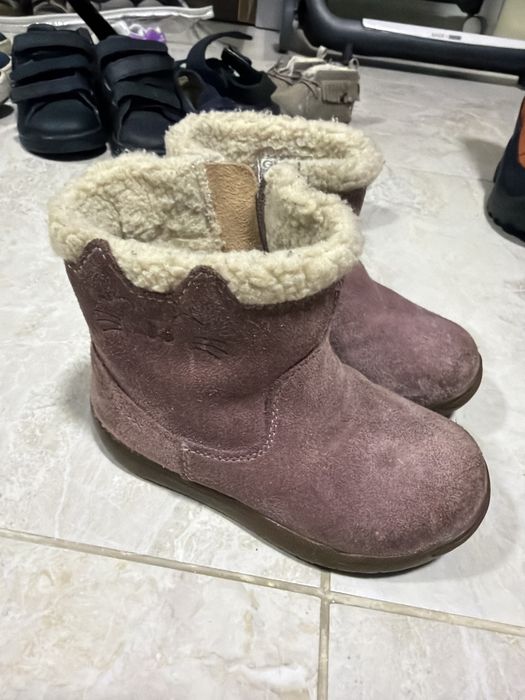 Детская обувь разная