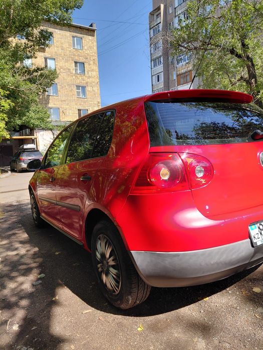 Продам Volkswagen Golf недорого