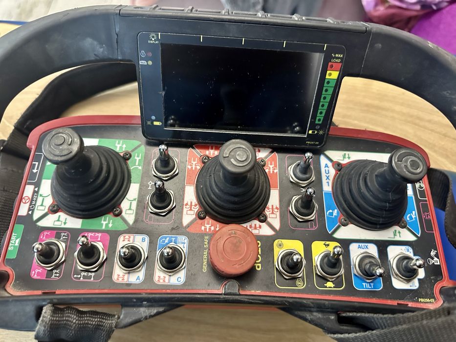 radiotelecomanda pt manitou