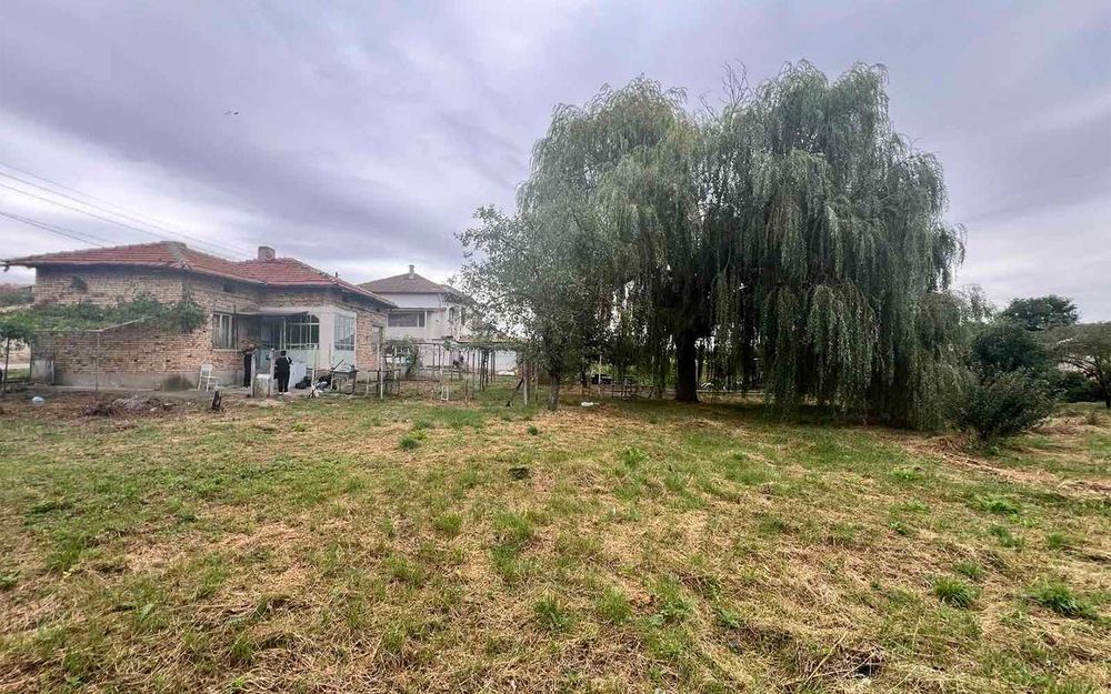 Продава се Къща в Търговище, Център - 80 кв.м за 574 €/кв.м - Снимка #1