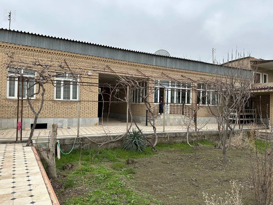 Ховли сотилади 9 соток