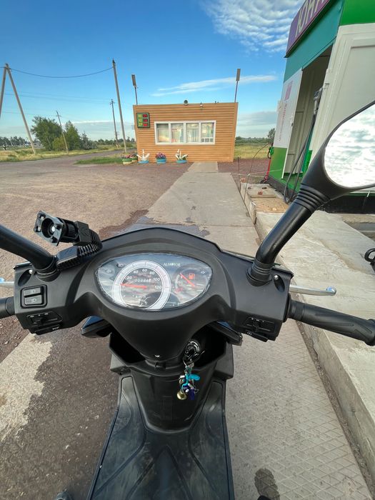 Срочно продаю скутер 125 куб