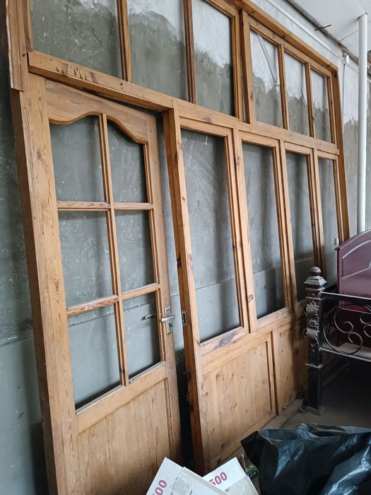 Тахта эшик ва ром сотилади