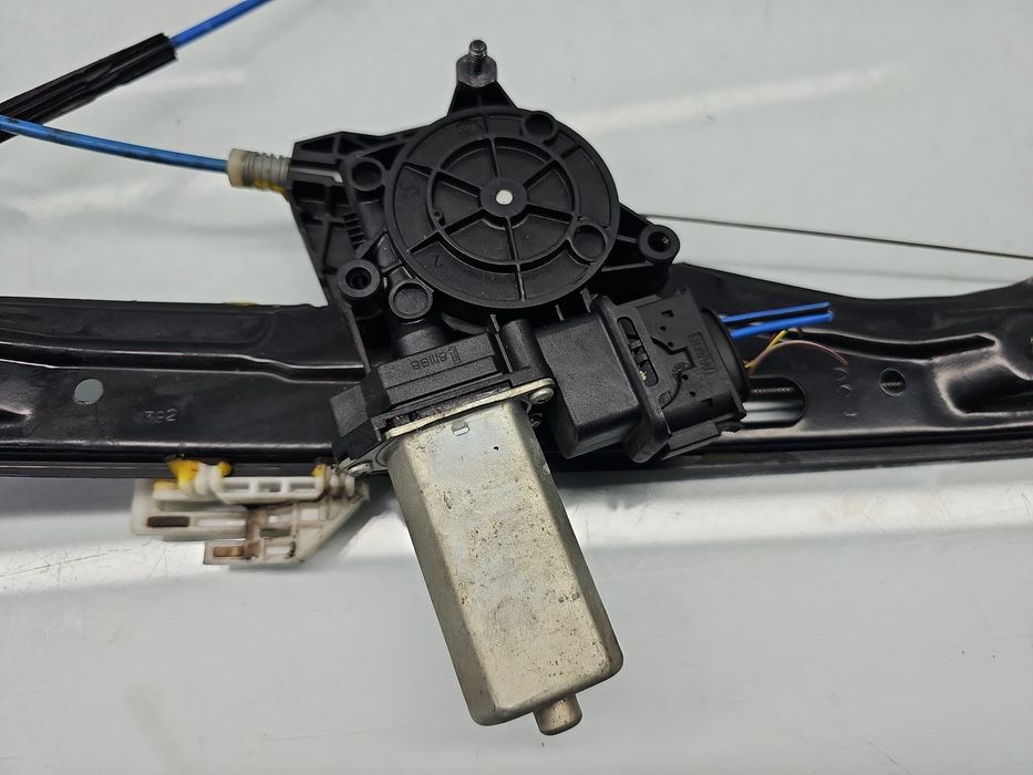 Macara electrica geam dreapta fata Bmw 3 (F30) [Fabr 2012-2017] Sedan