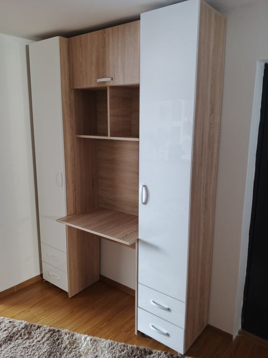 Birou nou făcut prin comandă