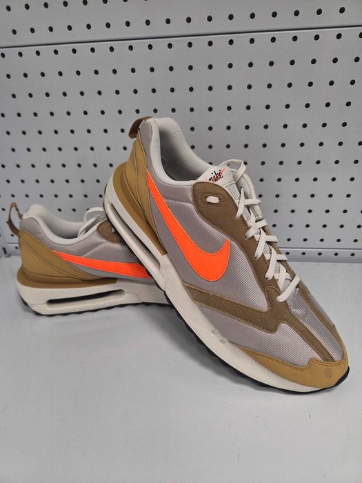 Оригинални мъжки маратонки- Nike Air Max Dawn