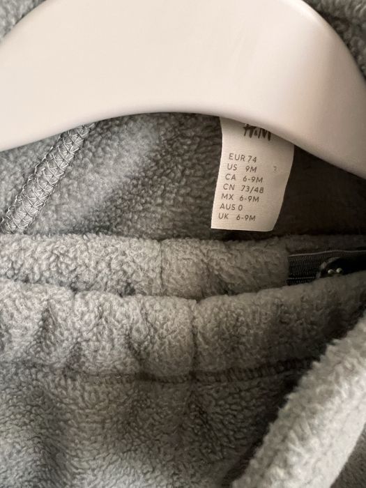 Costum bebelusi de tip fleece