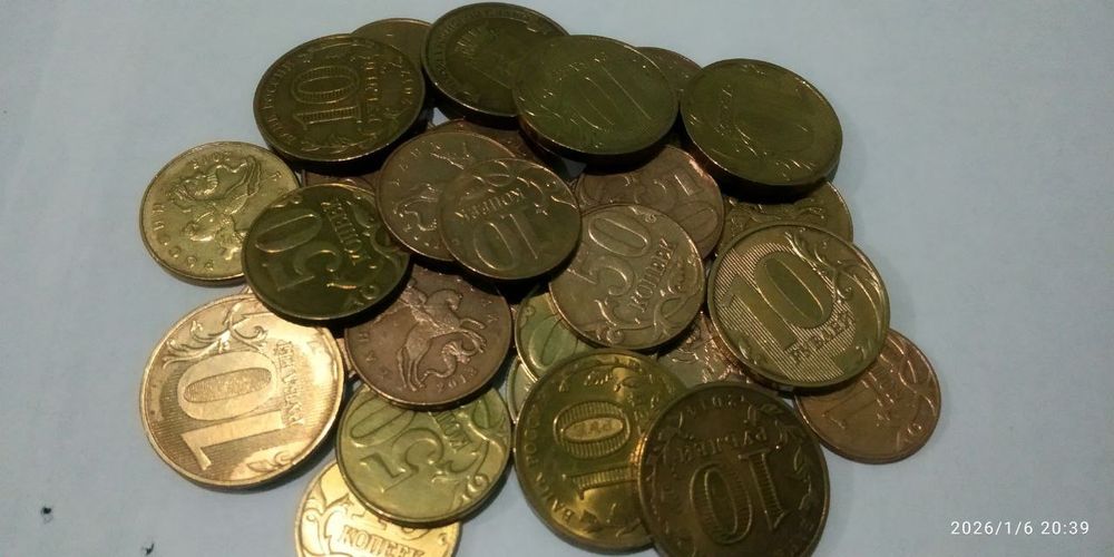 Россия рубллари ва копейкалари донаси 800 сумдан оптомга