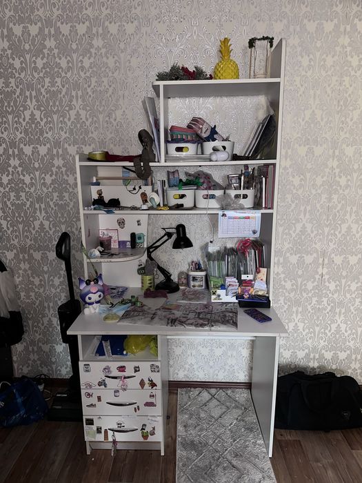 Продам детский стол