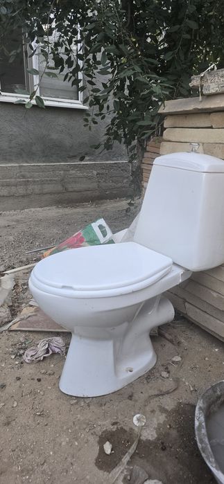 Унитаз для туалета