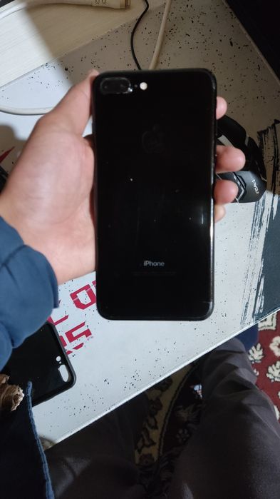 Srochni iphone 7plus sotiladi arzon narxda