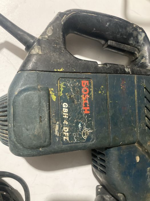 Rotopercutor Bosch GBH 4 DFE 750w