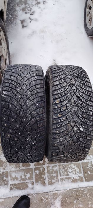 Продам шины резину зимнее 28х235х40