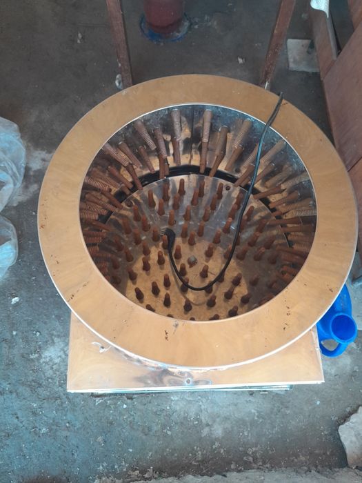 Для птицы Тауық жүнін жұлу