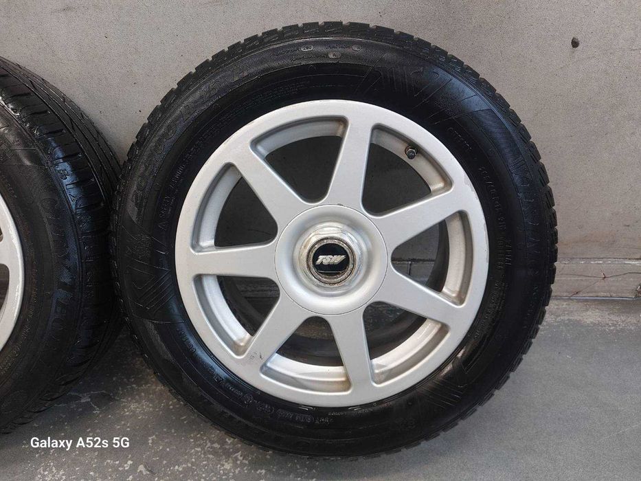 Продавам гуми с джанти