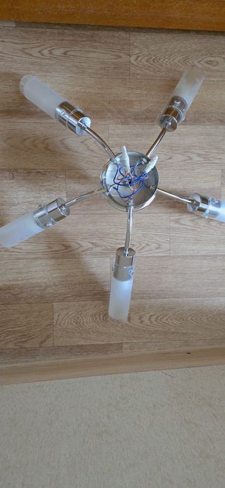 Люстра потолочная 5 палая