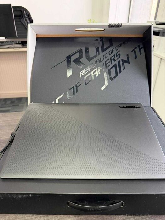 ASUS ROG Zephyrus GA503Q