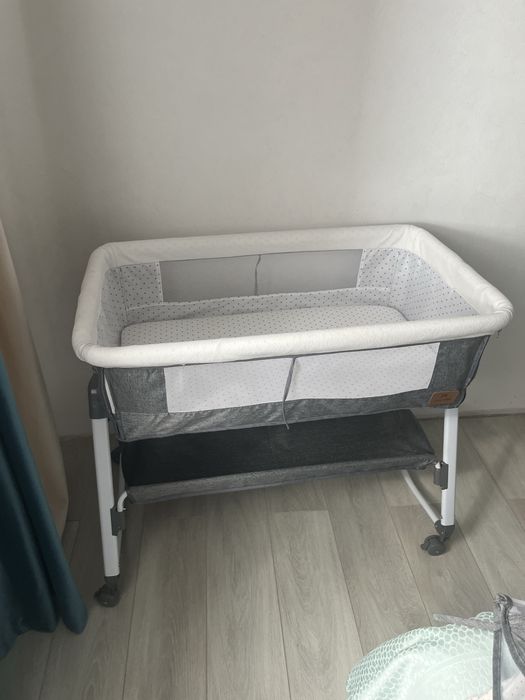 Продам кроватку люльку