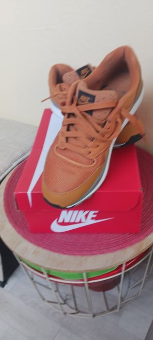 Nike AIR SAFARI nr 41 / 42 cutie adidas new balance under armour puma