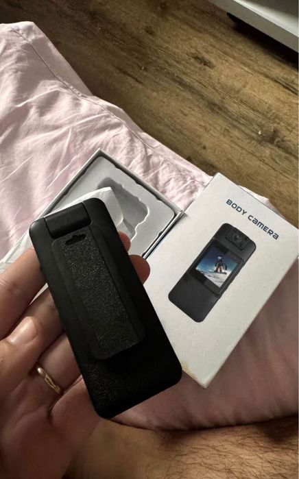 Cameră video portabilă cu reportofon