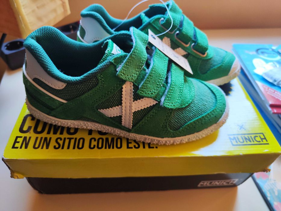 Детски обувки / маратонки Munich 32 номер