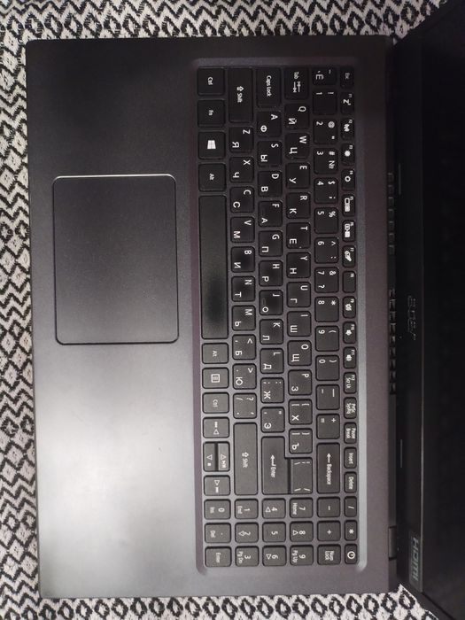 Ноутбук Aser Extensa 15 EX215-54G-36AH