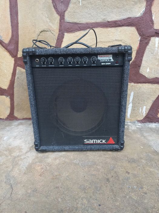 усилвател кубе за китара