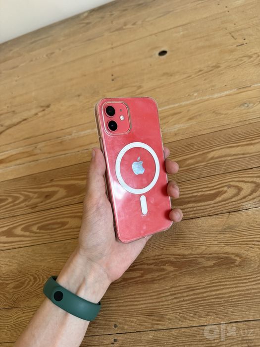 iphone 12 (красный)