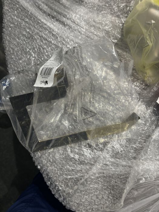 Закачалка за хавлия -златна -нова