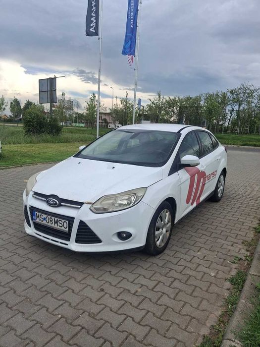 Ford Focus Berlina 1.6 TDCi 2013