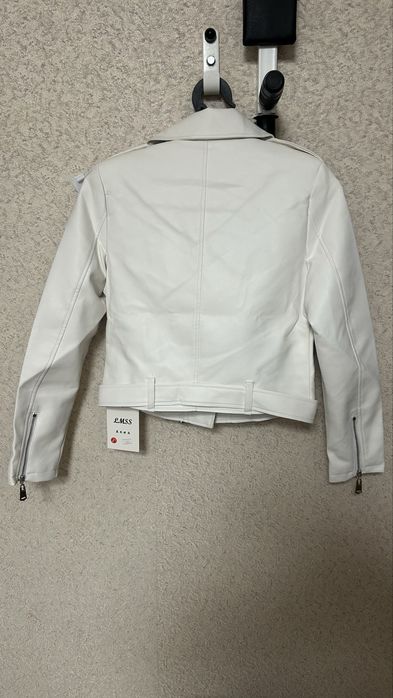 Кожаная куртка, новая.