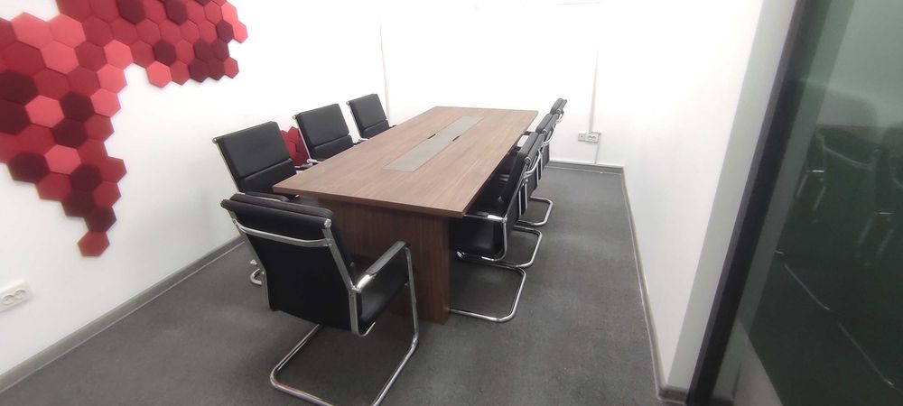 Срочно распродажа офисная мебели в комплекте