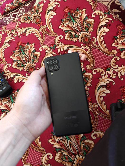 Samsung A12 продам