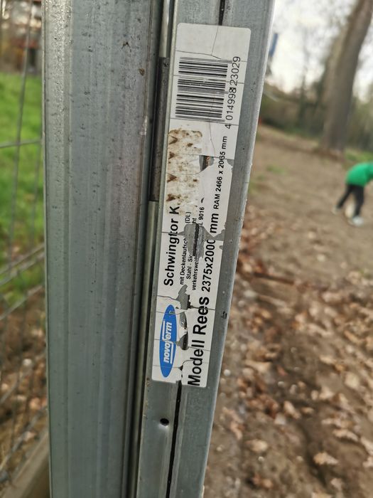 Ușa garaj basculanta alba