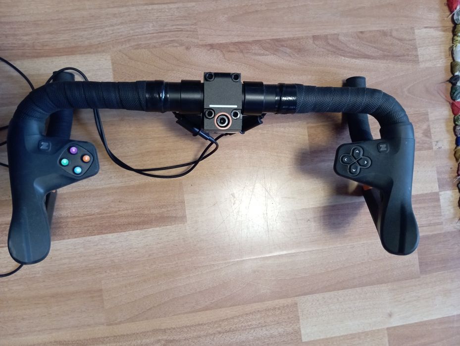 Ghidon cu controlere Zwift Play pentru cadru Zwift